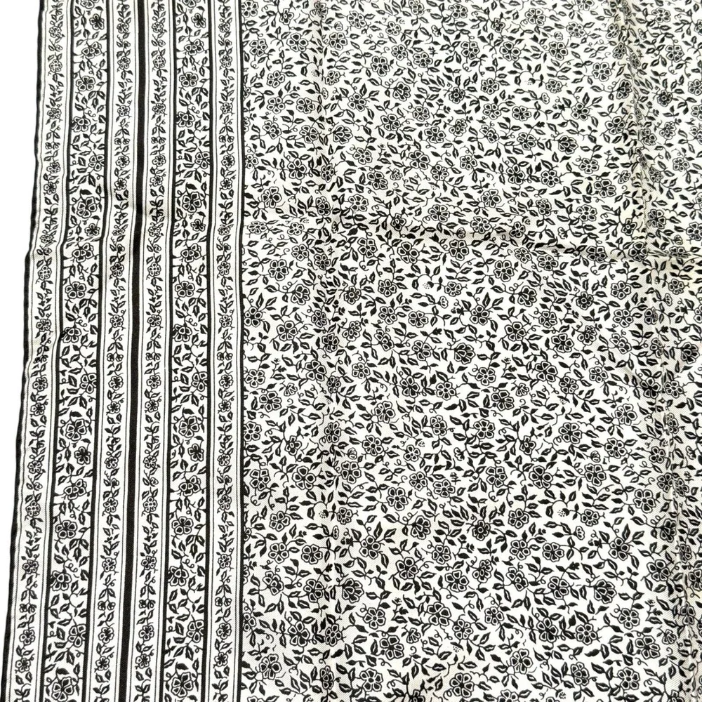 Anne Klein Robinson Golluber Silk Scarf White Black Floral Vintage 21